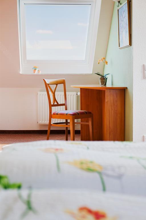 Hotel Hus Achtern Diek Hamburgo Habitación foto